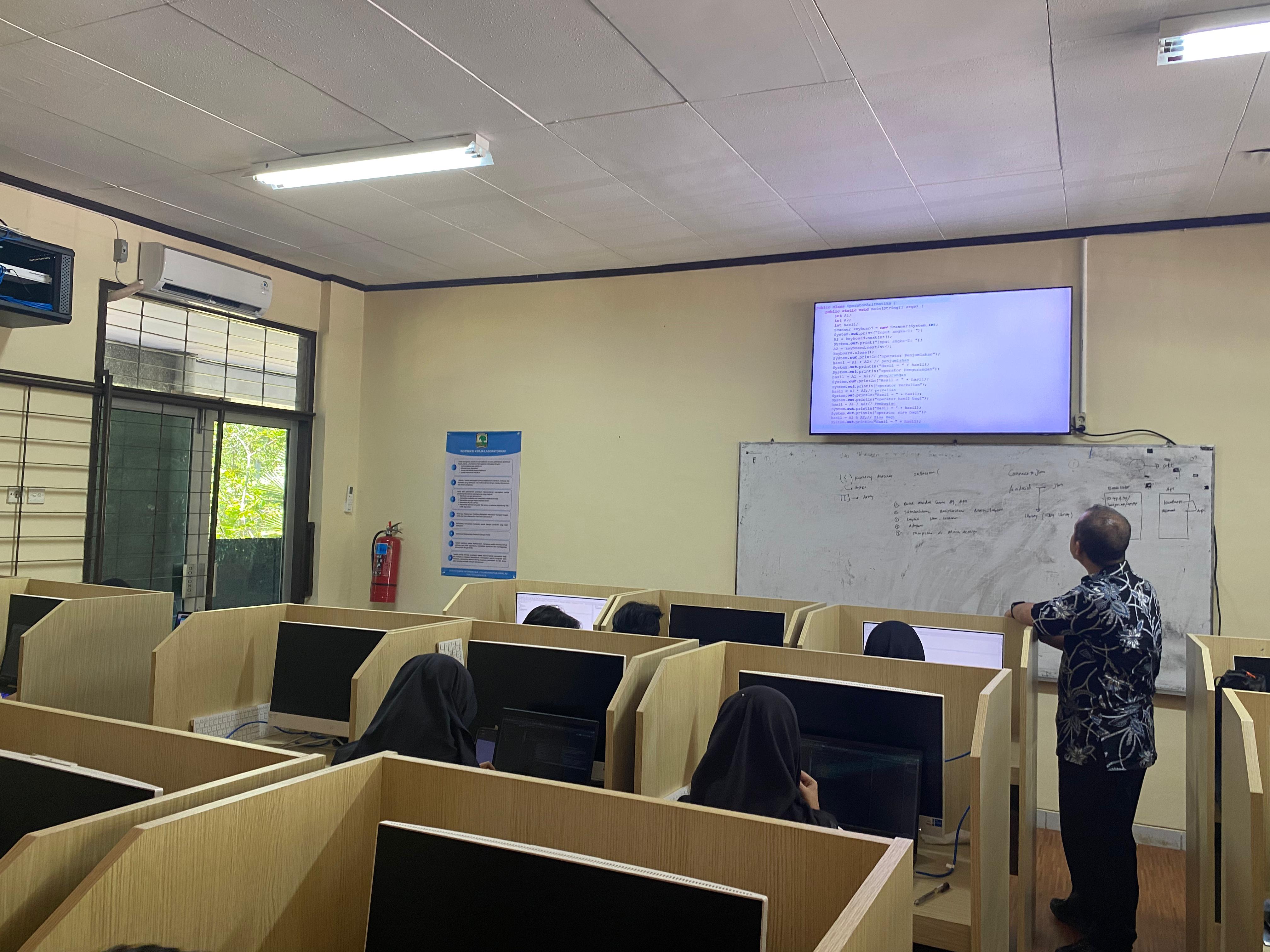 Praktikum Algortima dan Pemrograman